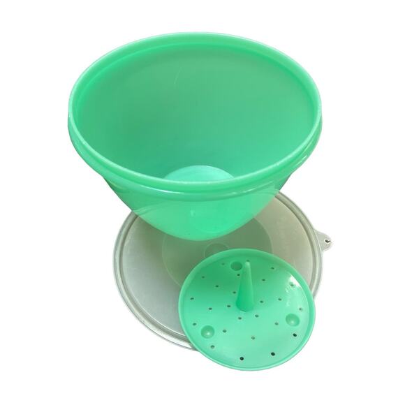 Tupperware Crisp It Lettuce Crisper Spike Cabbage Keeper Domed Lid 679 680 681 - Picture 13 of 13